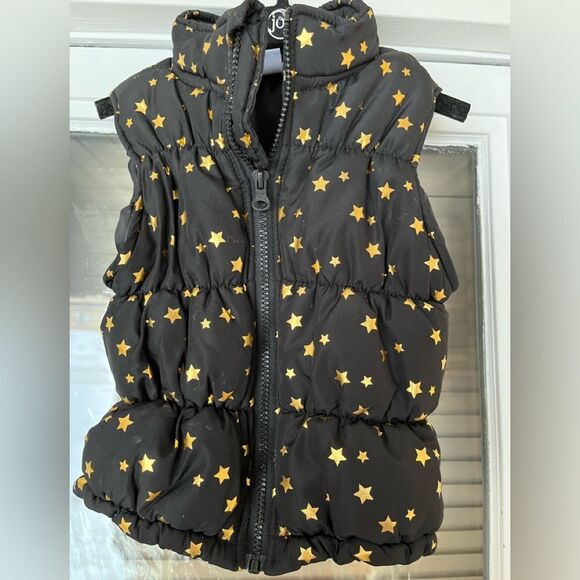 Healthtex black gold stars zippered puffer vest, great condition, wide stitch,3T - Picture 1 of 8